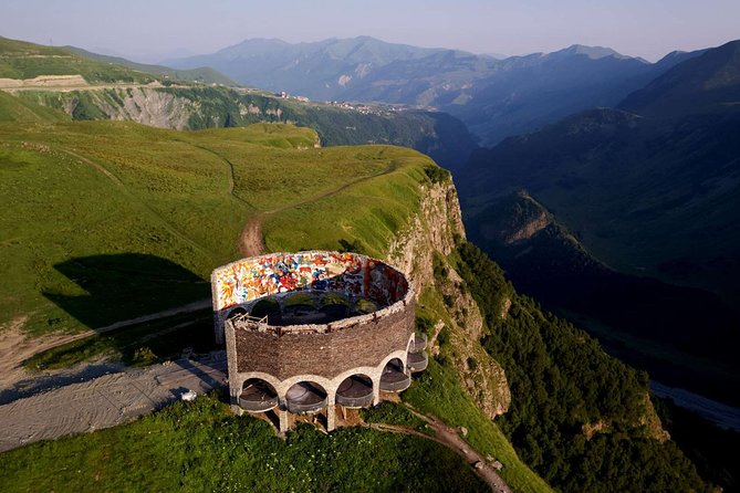 3-Day Hiking Group Tour in Kazbegi - What the $590 price covers