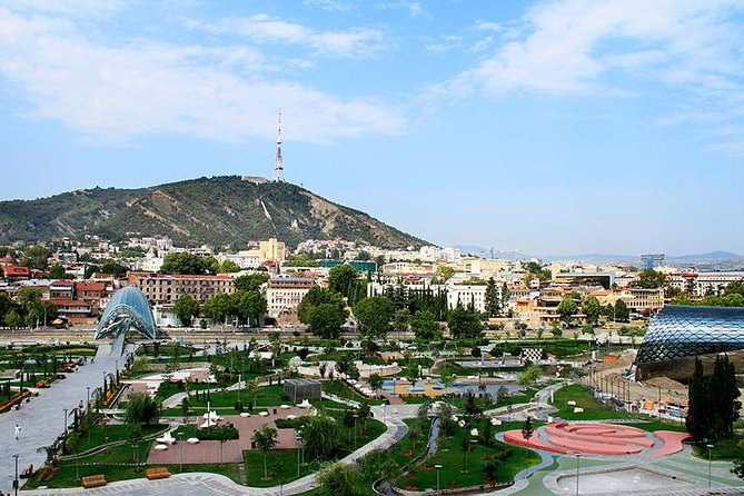 3-day Sightseeing tour by Visit-geo - Day 1: Mtskheta’s churches and Uplistsikhe’s caves