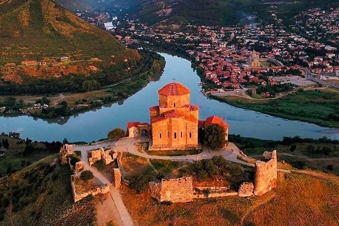 8-Day All About Georgia Tbilisi Guided Tour with Accommodation - The Georgian Military Road and Gergeti Trinity