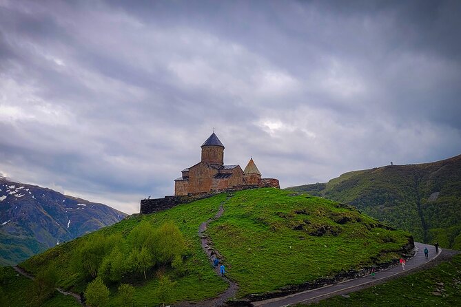 A day trip to Great Caucasian mountains - The walk to Gveleti Waterfall