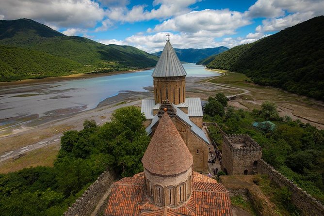 Adventure in Caucasus – Private Tour to Jinvali, Ananuri, Gudauri, Kazbegi - What the private format really gives you