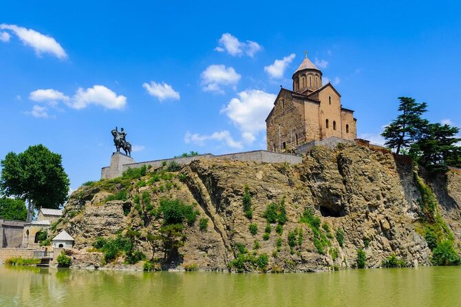 City tour Tbilisi on red bus - Key points before you board
