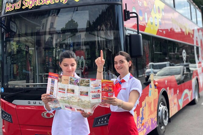 City tour Tbilisi on red bus - A useful first look at Tbilisi