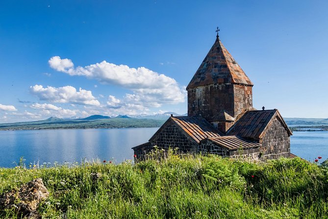 Day tour Armenia Dilijan and Sevan Lake from Tbilisi - Key points before you cross the border