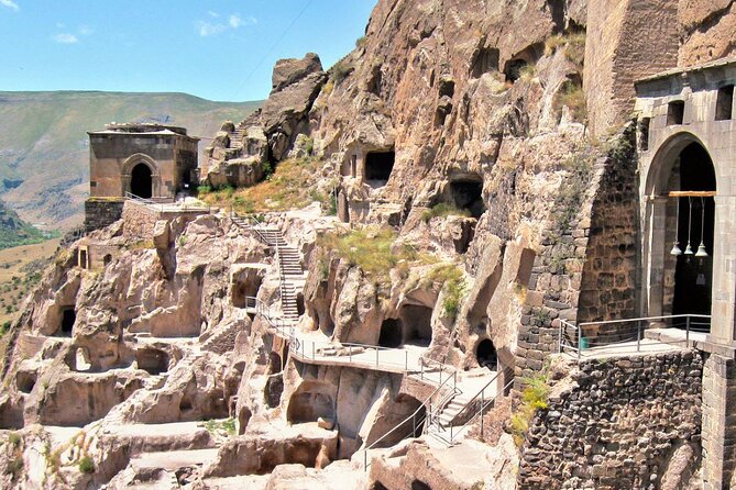 Day tour to Vardzia, Borjomi in Georgia - Key points at a glance