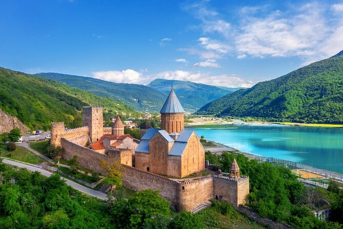 Discover Georgia: A 4-Day Private tour from Tbilisi - Day four: The Georgian Military Highway to Kazbegi