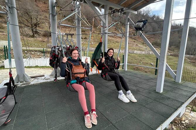 From Kutaisi: Canyons and Caves Tour with Transfer to Tbilisi - Guides who make a crowded day easier
