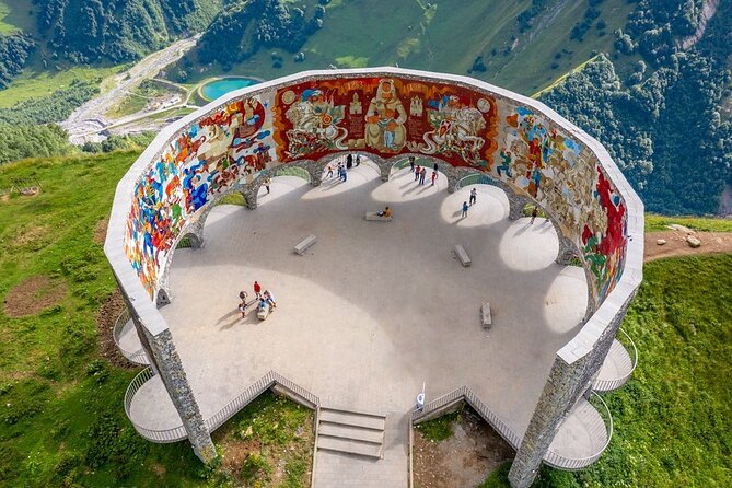 From Tbilisi: Kazbegi Day Tour, Gergeti Trinity, Ananuri &Gudauri - Reaching Gergeti Trinity Church by 4WD