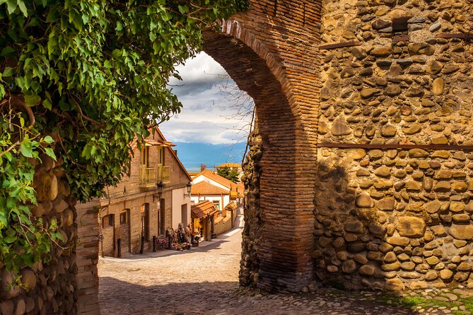 From Tbilisi Magical Kakheti – Sighnaghi, Bodbe & Chronicles Tour - Sighnaghi gives you Georgia’s postcard town