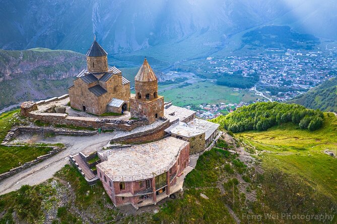 Full Day Kazbegi Guided Tour in Georgia - Pasanauri lunch and the case for khinkali