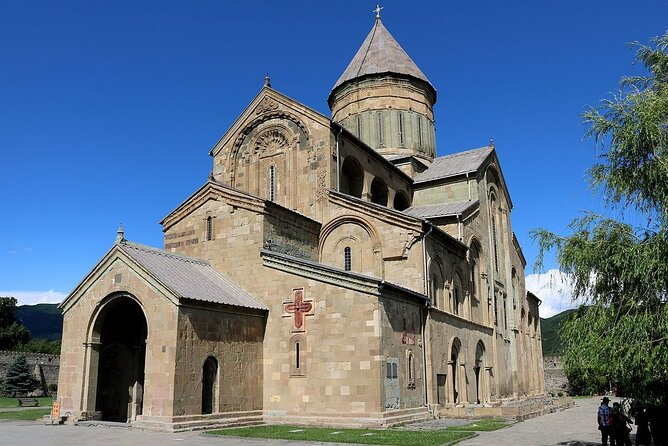 Group Day Tour of Mtskheta,Jvari,Samtavro - Mtskheta itself in a short 30-minute visit