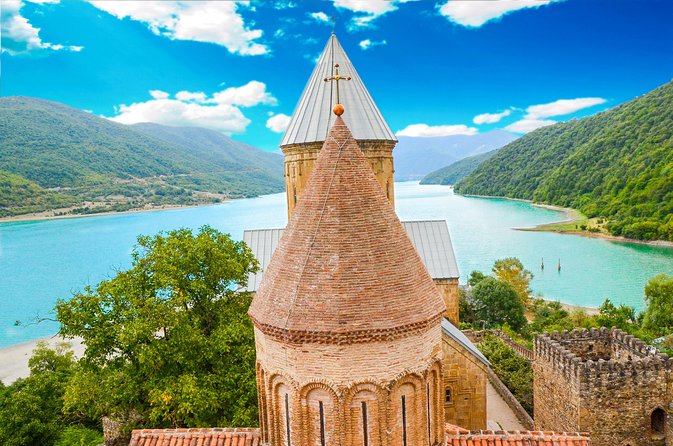 Highlights of Caucasus Mountains-Jinvali,Ananuri,Gudauri,Kazbegi(Group tour) - The Russia-Georgia Friendship Monument