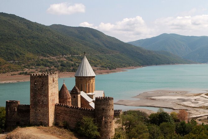 Jvari Monastery, Ananuri, Gudauri, Kazbegi Group & Private Tour - Stepantsminda, the gateway to Kazbegi