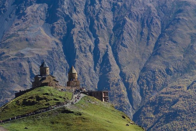 Kazbegi Adventure - Private Day Trip From Tbilisi with a Dinner + Masterclass - Zhinvali Reservoir: the first mountain pause
