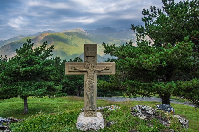 Kazbegi and Khinkali - the ultimate mountain experience tour - Timing, weather, and what to bring