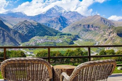Kazbegi Full-Day Private Tour with Scenic Stops from Tbilisi