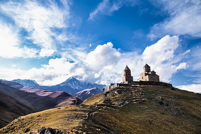 Kazbegi Gudauri Ananuri: Full Day Group Tour - Ananuri Fortress and the 1689 Assumption Church