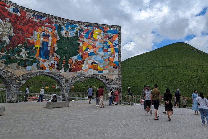 Kazbegi & Gudauri Private Full-Day Tour From Tbilisi - Sno’s carved faces and local character