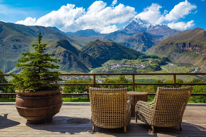 Kazbegi&Gudauri Small group tour including hotel pick up/drop-off - Stepantsminda: a short look at the Kazbegi area