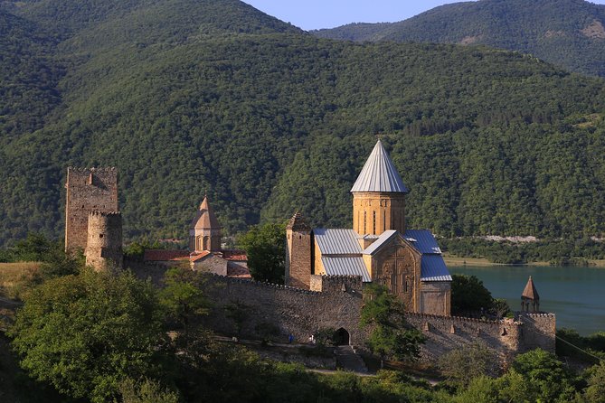 Kazbegi MOUNTAIN Tour (GLORY OF THE NATURE) + MANY NEW LOCATIONS - Optional Truso Gorge and Juta