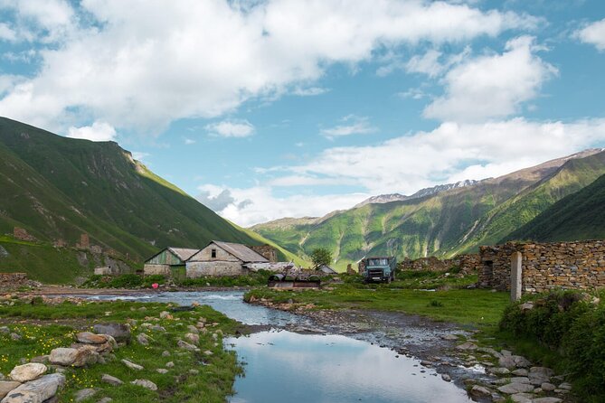 Kazbegi - One Day Private Trekking Tour to Truso Valley - Reaching Zakagori Fortress near the border
