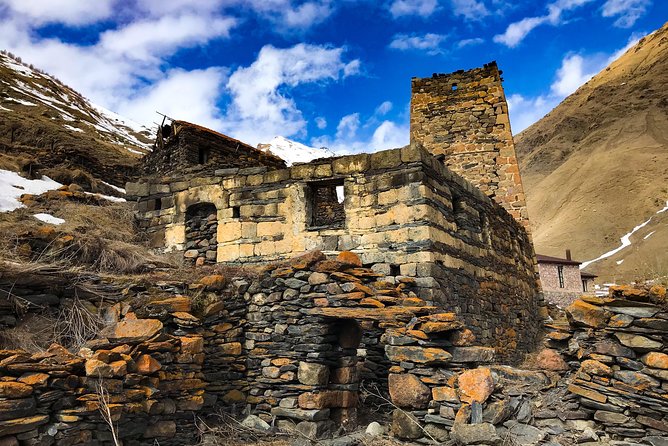 Kazbegi Tour from Tbilisi 2022 - From Tbilisi to the high Caucasus