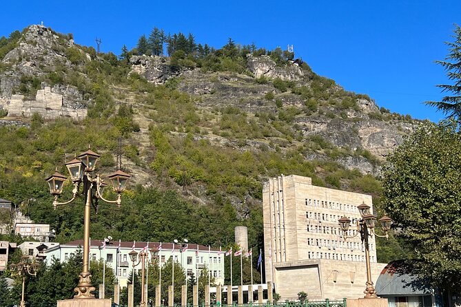 Kutaisi: Chiatura Cable Cars & Katskhi Pillar Guided Tour - Walking through Chiatura’s old stations