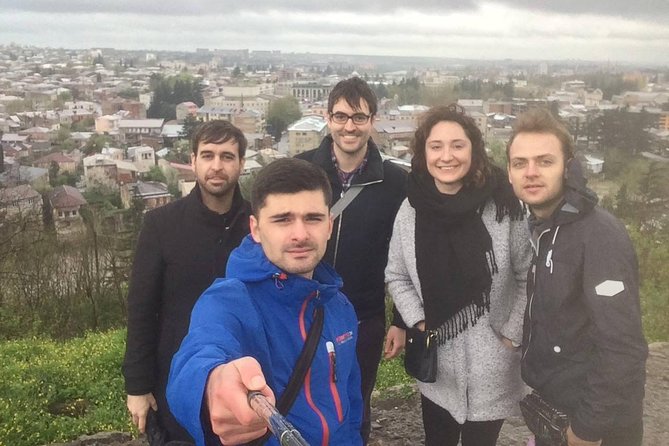 Kutaisi Walking Tour - Kutaisi Market and the chain bridge