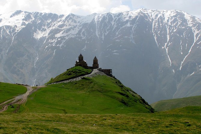Mtskheta, Ananuri, Gudauri and Kazbegi Full Day Tour from Tbilisi - Gudauri and the Russian Georgian Friendship Monument