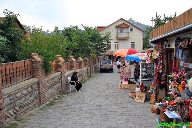 Mtskheta, Jvari, gori, uflistsikhe, history and panorama (group tours) - Lunch and the limits of a $19 tour