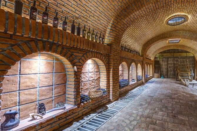 Private 3-Day Tours & Transfers from Tbilisi to Top Georgia Spots - Kakheti brings wine, monasteries, and Sighnaghi