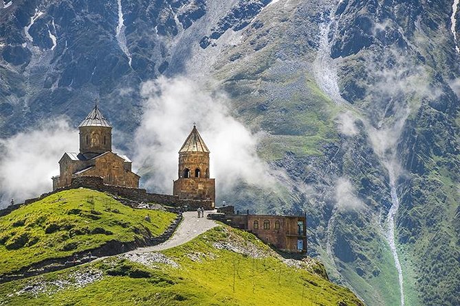 Private 5-Day Tours & Transfers from Tbilisi to Top Georgia Spots - Day Three: Jvari, Mtskheta, and Uplistsikhe