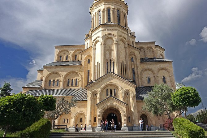 Private Day Tour - Old Town Tbilisi - Abanotubani, the sulfur bath district