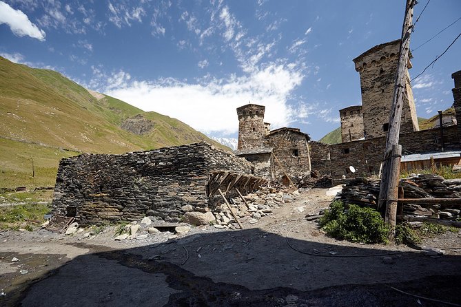 Private five days tour to Svaneti-Mestia, Ushguli, Becho,Chalaadi - Day 1: Reaching Mestia and finding your bearings