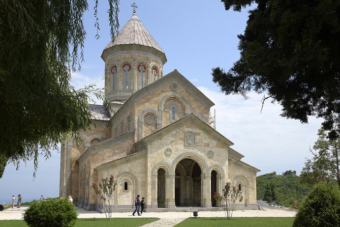 Private Kakheti Tour organic Wine Tasting with Lunch - Kakabeti: qvevri wine, chacha, and lunch