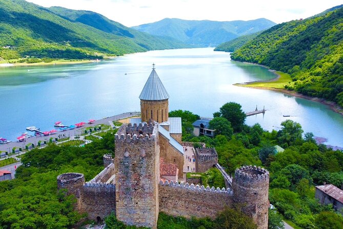 Private Kazbegi and Gudauri Mountain Tour - Who will enjoy this private tour most?