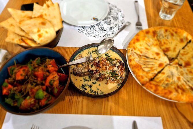 Private Tbilisi Food Tour: 9 Tastings Walk in Bohemian District - How much food should you expect?