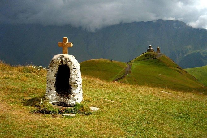 Private Tour to Kazbegi from Tbilisi - Crossing 2,395-Meter Jvari Pass