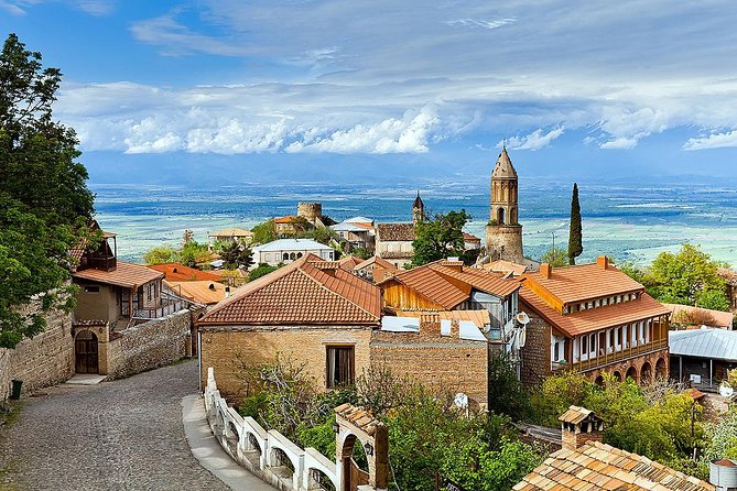 Sighnaghi city of love Private tour with Wine tasting - The road from Tbilisi to Kakheti