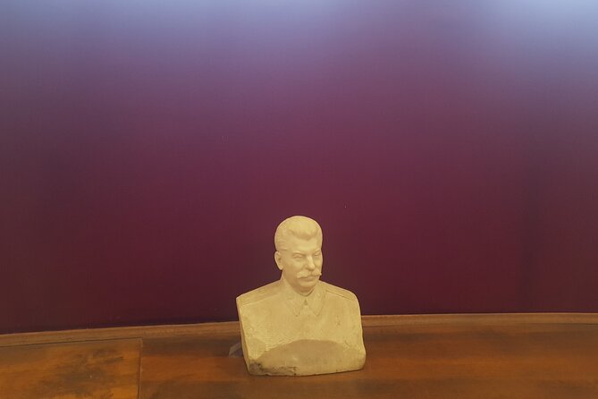 Soviet Story - Private day trip to Chiatura, Stalin's museum and Katskhi pillar - A family-owned lunch in Chiatura