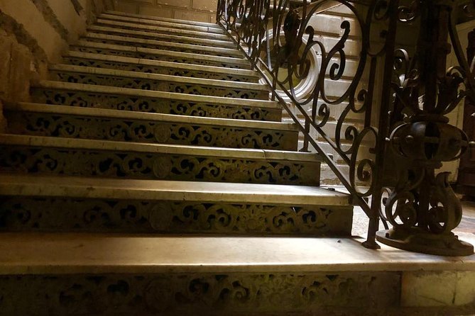 Tbilisi 'Beyond Facades' - Why Tbilisi looks different from the inside