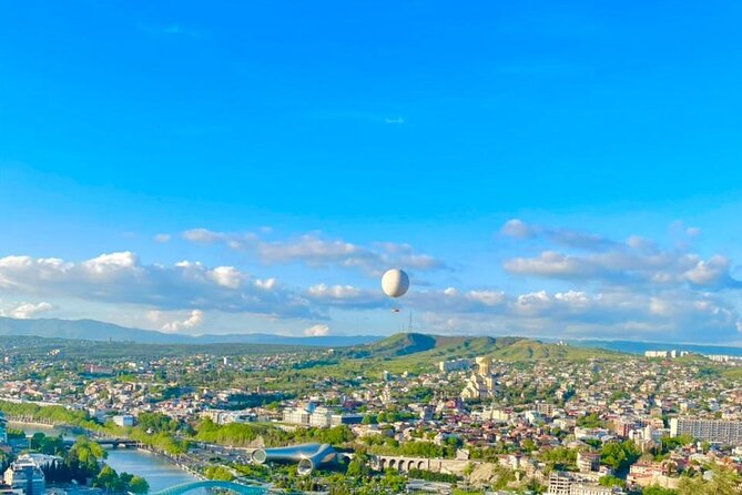 Tbilisi City Tour, Most Popular Tourists Destinations In The Capital Of Georgia - Shardeni Street and the old city lanes