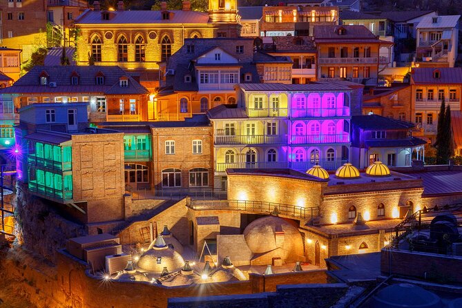 Tbilisi:Evening Walking & Talking Tour with Wine & Boat Ride - King Vakhtang and Metekhi Cathedral
