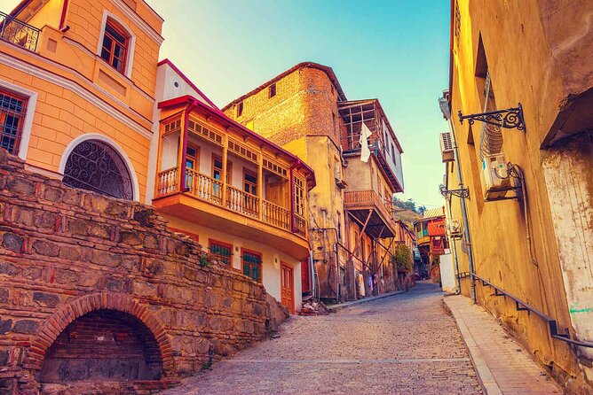 Tbilisi:Evening Walking & Talking Tour with Wine & Boat Ride - How much walking and how much history?