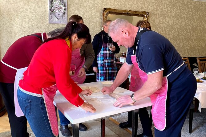 Tbilisi Food Tour in a Local Family - Cooking khinkali, khachapuri, and mchadi