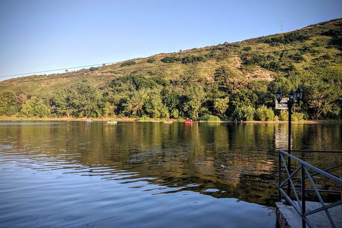 Tbilisi Lakes and Sightseeing tour - What the $120 price includes