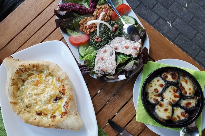 Tbilisi Private Food and Wine Tour with Lunch and Tastings - Khinkali at the final table