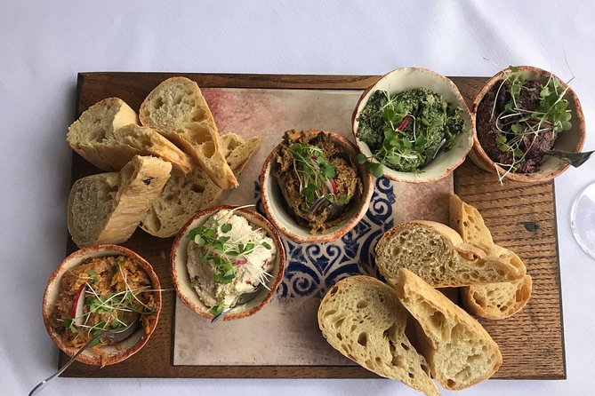 Tbilisi Private Food and Wine Tour with Lunch and Tastings - What the private vehicle changes