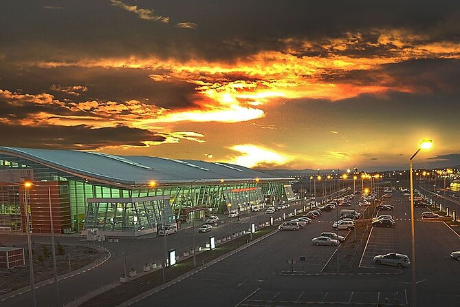 Transfer from Tbilisi Airport to Tbilisi - The first 30 minutes of your Georgia visit