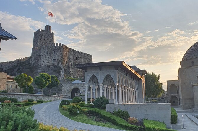 Vardzia. Lake Paravani, Khertvisi & Lomisa castle, Rabati - Khertvisi Fortress above the Mtkvari River